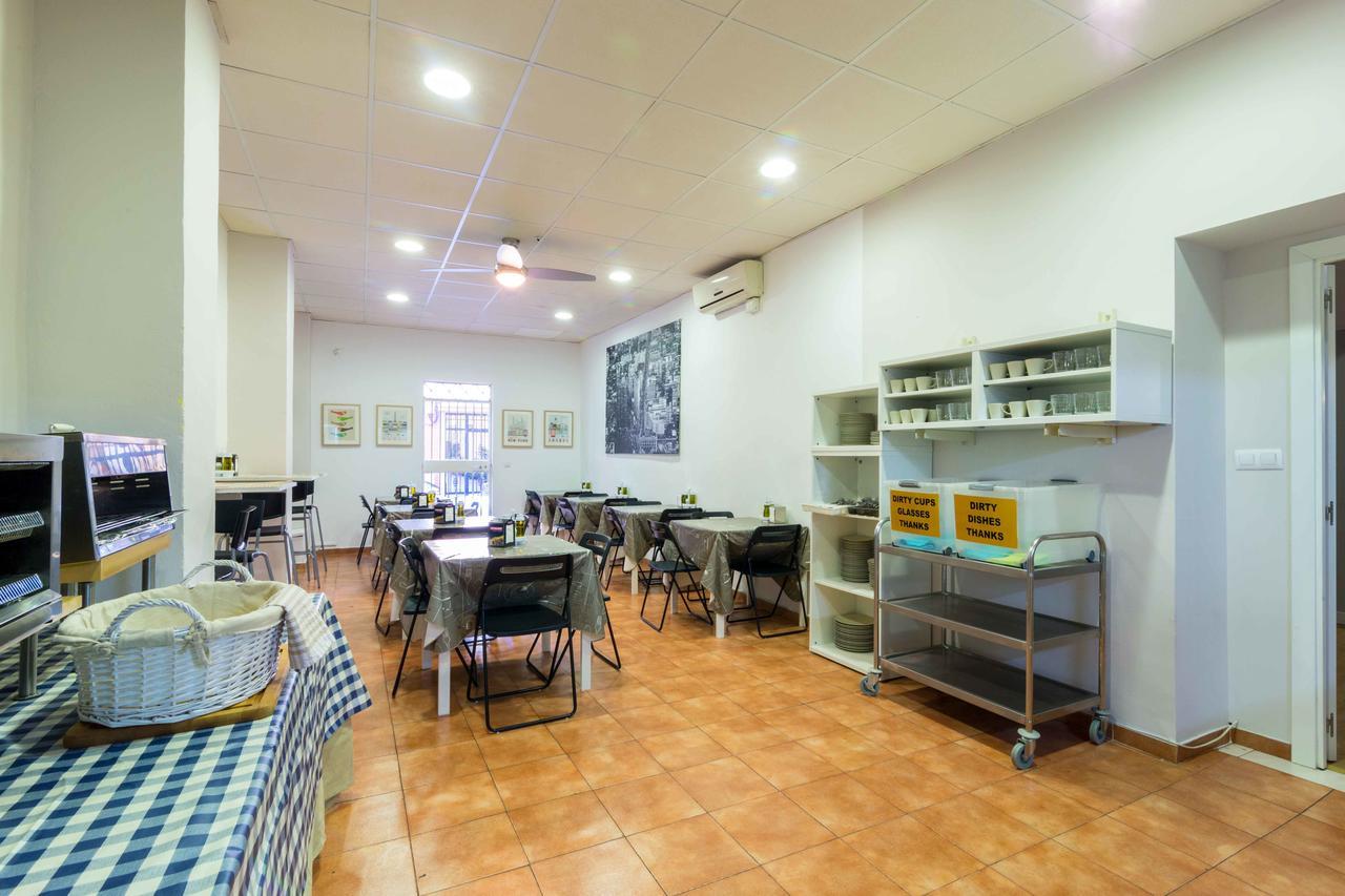 Hostal Jentoft Sevilla Eksteriør billede