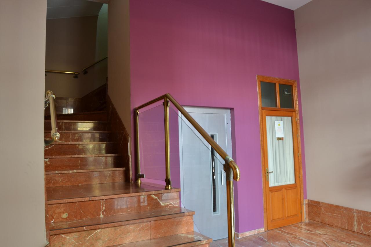 Hostal Jentoft Sevilla Eksteriør billede