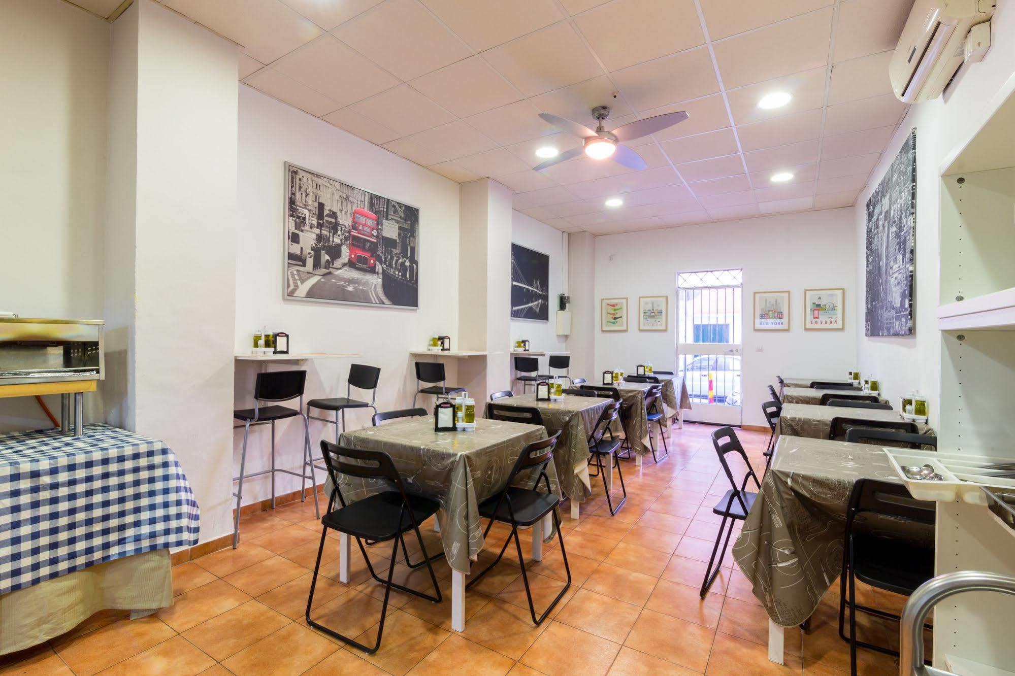 Hostal Jentoft Sevilla Eksteriør billede